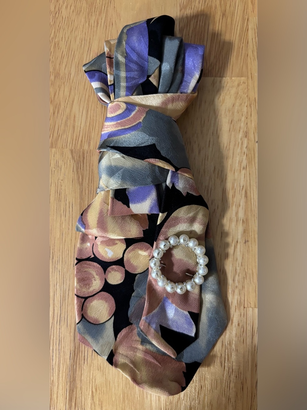 Silk Floral Print NeckTie  acessory with Pearl Ring - Purple Multi